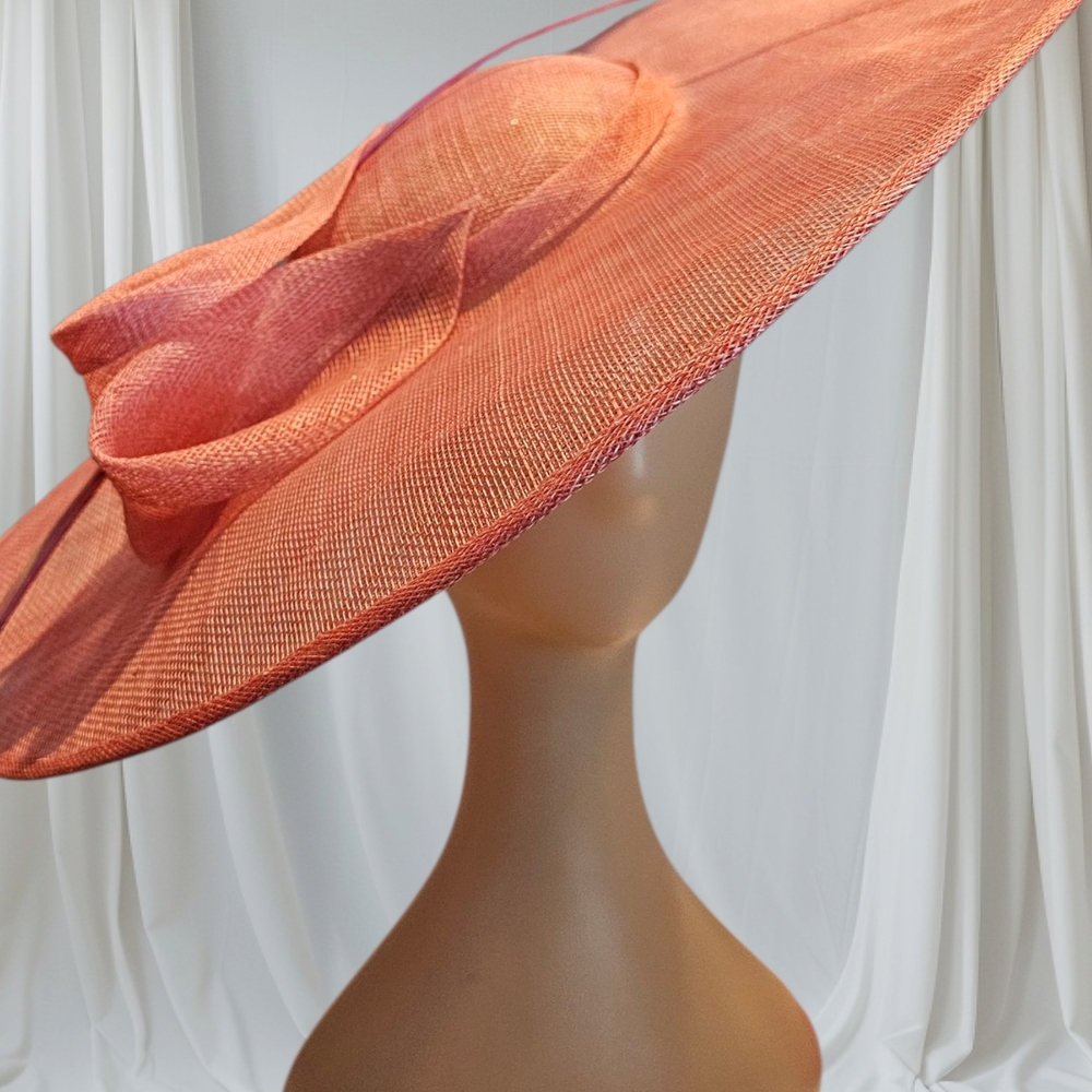 Sophisticated Pink Wide-Brimmed Hat - Picture 2 of 10